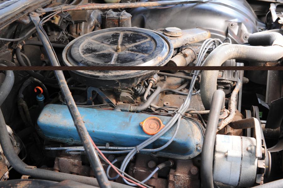  Cadillac Sedan DeVille 1972 года  (фото 6 из 7)